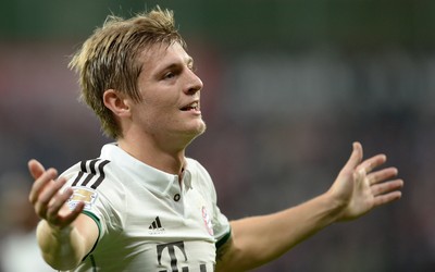 米兰电竞焦点-乌克兰队老将带伤坚持感动全网