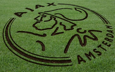 米兰电竞动态-乌兹别克斯坦足球联赛水平接近中超吗