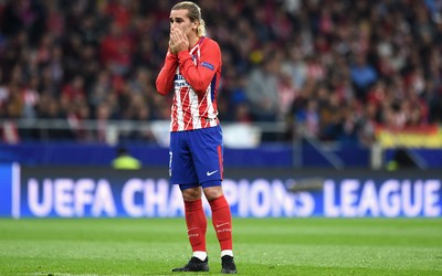 米兰电竞热议-萨卡训练中加练射门